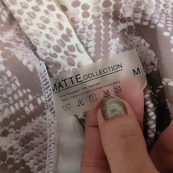 Matte collection snakeskin print high waist bikini - Picture 4 of 8